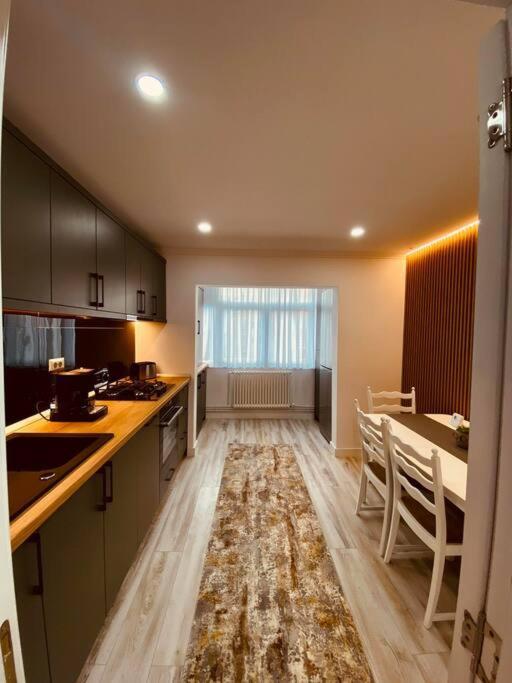 Apartament In Gura Humorului Zewnętrze zdjęcie